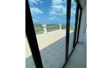 VENTA DE PENTHOUSE EN SAN CARLOS, PH LAS OLAS 2