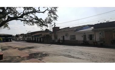 VENDO CASA ESQUINA CORINTO BARRIO CENTRO
