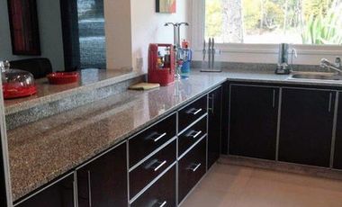 CASA PINAMAR NORTE CON PISCINA CLIMATIZADA