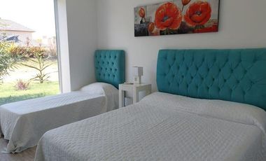 CASA PINAMAR NORTE CON PISCINA CLIMATIZADA