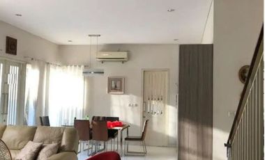 Rumah Mewah di Deltasari Regency Waru Sidoarjo