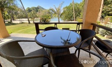 Stunning Beachfront Villa with 3 Bedrooms