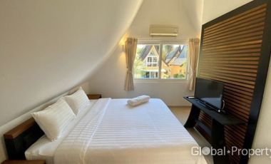 Stunning Beachfront Villa with 3 Bedrooms