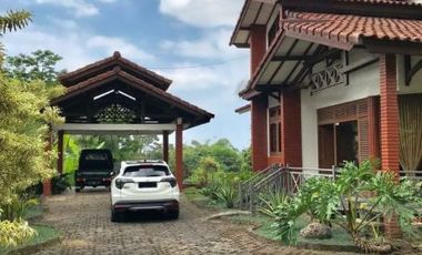 Jual Villa Asri Kawasan Trawas di Raya Prigen Pasuruan