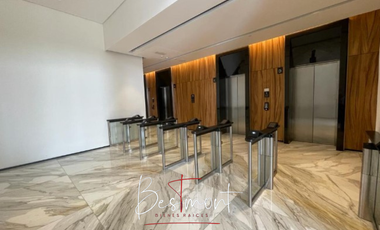 Oficina en renta Acondicionada y Amueblada en Torre Leed Elementa