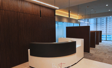 Oficina en renta Acondicionada y Amueblada en Torre Leed Elementa