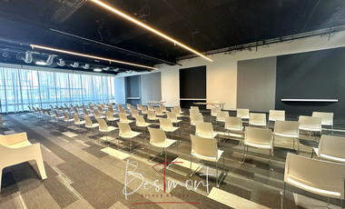 Oficina en renta Acondicionada y Amueblada en Torre Leed Elementa