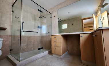 Casa en Venta en Fraccionamiento Real Campestre, en Celaya, Gto.