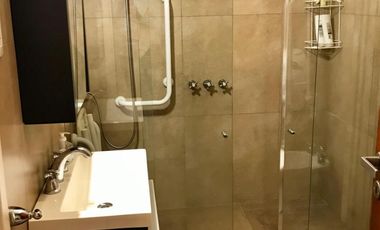 Chalet ubicado en inmejorable barrio a 300 metros de la estación.