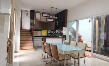 Rumah  Fuly furnish siap huni di dalam Cluster di daerah Jagakarsa Jakarta Selatan