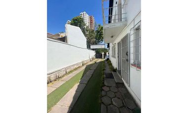 Se arrienda Casa Oficina 8 Privados 3 Baños