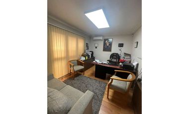 Se arrienda Casa Oficina 8 Privados 3 Baños