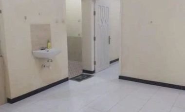 Rumah Kutisari STRATEGIS hadap timur