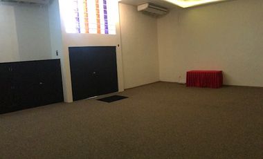 SALONES PARA CURSOS, CONFERENCIAS, SEMINARIOS, ENTRENAMIENTOS.