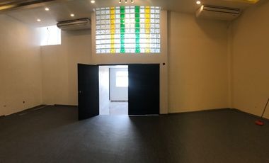 SALONES PARA CURSOS, CONFERENCIAS, SEMINARIOS, ENTRENAMIENTOS.