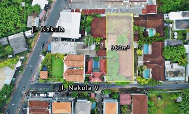 Tanah 960m2 Legian Nakula Barat dekat Pantai Double Six