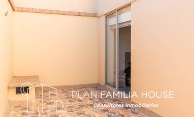 *APARTAMENTO CON PATIO PRIMER PISO*