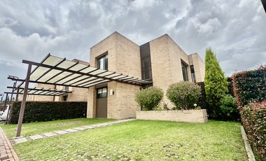 casa en venta en canelon. Cod V5694