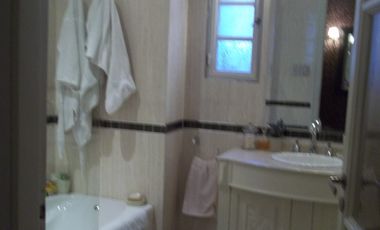 ESPECTACULAR CHALET CON COCHERA