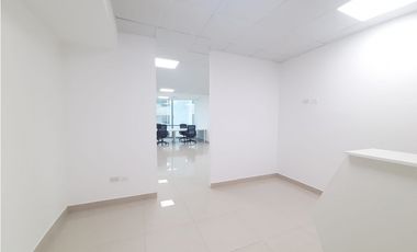 ALQUILER OFICINA COSTA DEL ESTE 490M2 MANTENIMIENTO INCLUIDO
