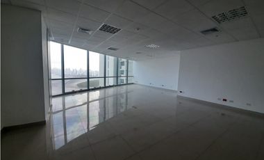 ALQUILER OFICINA COSTA DEL ESTE 490M2 MANTENIMIENTO INCLUIDO