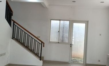 Disewakan Rumah Cantik di Edison Timur Gading Serpong Tangerang Murah Strategis Bagus
