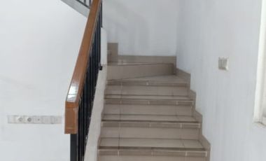 Disewakan Rumah Cantik di Edison Timur Gading Serpong Tangerang Murah Strategis Bagus