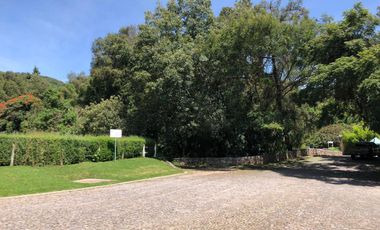 Terreno en venta. Ixtapan de la Sal, Edo. Mex.