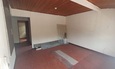 casa en arriendo en villa del lago. Cod A117690