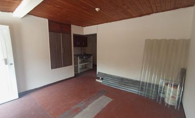 casa en arriendo en villa del lago. Cod A117690