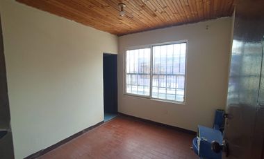 casa en arriendo en villa del lago. Cod A117690