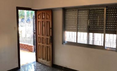 Casa en venta en Ezpeleta Este