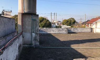 Casa en venta en Ezpeleta Este