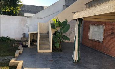 Casa en venta en Ezpeleta Este