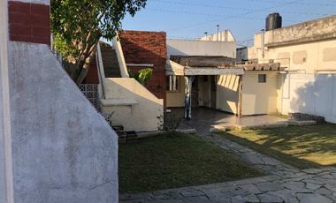 Casa en venta en Ezpeleta Este