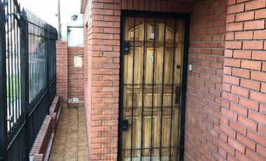 Casa en venta en Ezpeleta Este