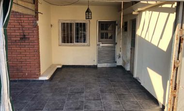 Casa en venta en Ezpeleta Este
