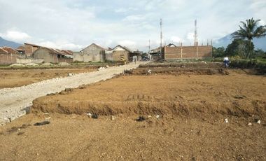Dijual cepat 2 unit Rumah Kluster minimalis Garut Kota (bebas banjir).