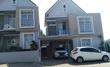Rumah Minimalis 2 Lantai Cimahi 3mnt ke Wisata Alam Cimahi Gratis Pajak PPN dan BPHTB