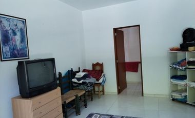 Casa en Fraccionamiento en Huertas del Llano Jiutepec - CRB-1154-Fr