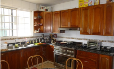 Casa en Los Angeles / 5 Res # 1207 cvd