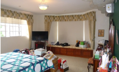 Casa en Los Angeles / 5 Res # 1207 cvd