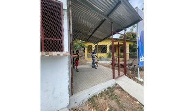 TERRENO / IDEAL PARA NEGOCIO / GONZALILLO / ORILLA DE CALLE / 470m2