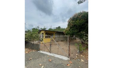 TERRENO / IDEAL PARA NEGOCIO / GONZALILLO / ORILLA DE CALLE / 470m2