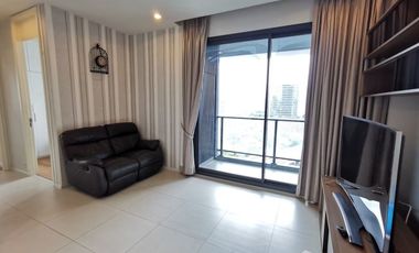 Elegant condo at door step of Skytrain and Central Ladprao