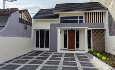 Rumah Baru Modern SIap Huni Dekat Jl Wates dan Pasar Gamping