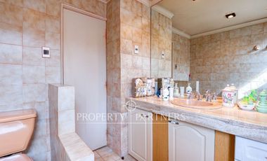 Casa en venta, calle Alberto Risopatron, Pedro de Valdivia Norte.