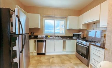 Se Vende Elegante Apartamento en PH El Alcazar