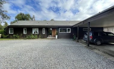 Casa en venta de 4 dorm. en Puyehue