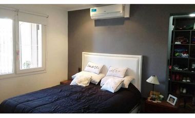 Chalet 4 ambientes. Excelente estado. Zona Villa Primera